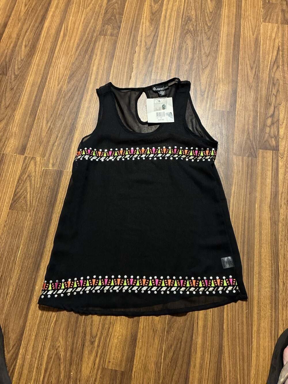 Signature Studio Sleeveless Black Tank Top with Embroidered and Beaded Trim